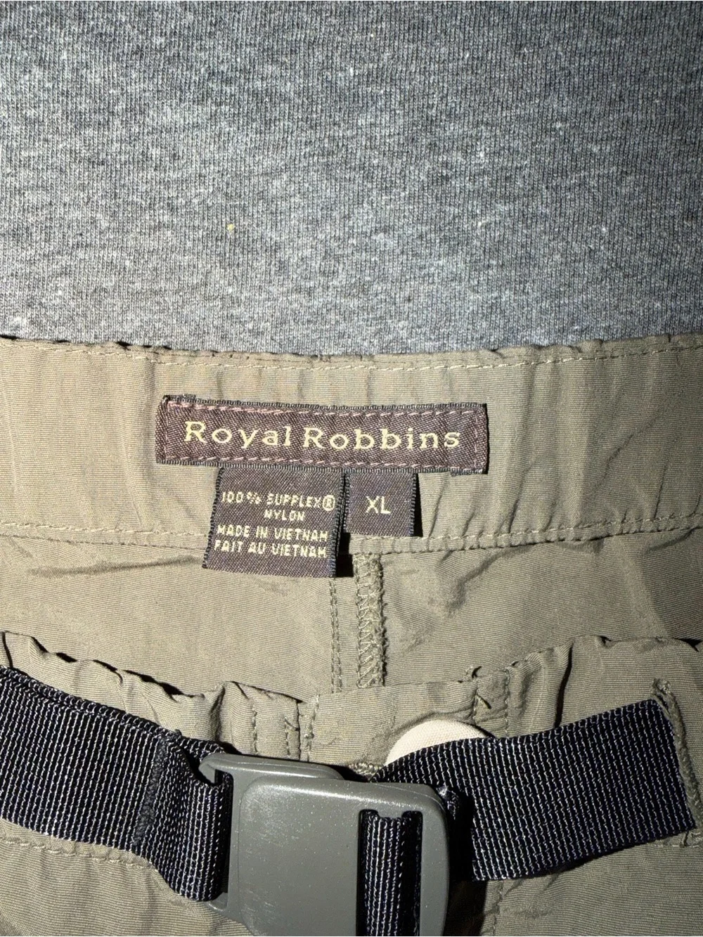 Men's Royal Robbin’s Olive Cargo Shorts with Built-In Web Belt